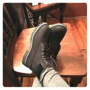 🚫Sold Locally🚫Black Timberlands